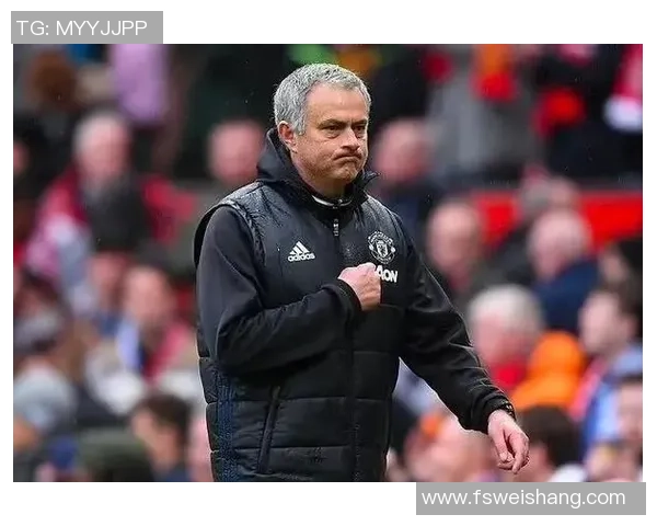 被绿的足球球星：那些因情感风波而遭遇背叛的传奇人物